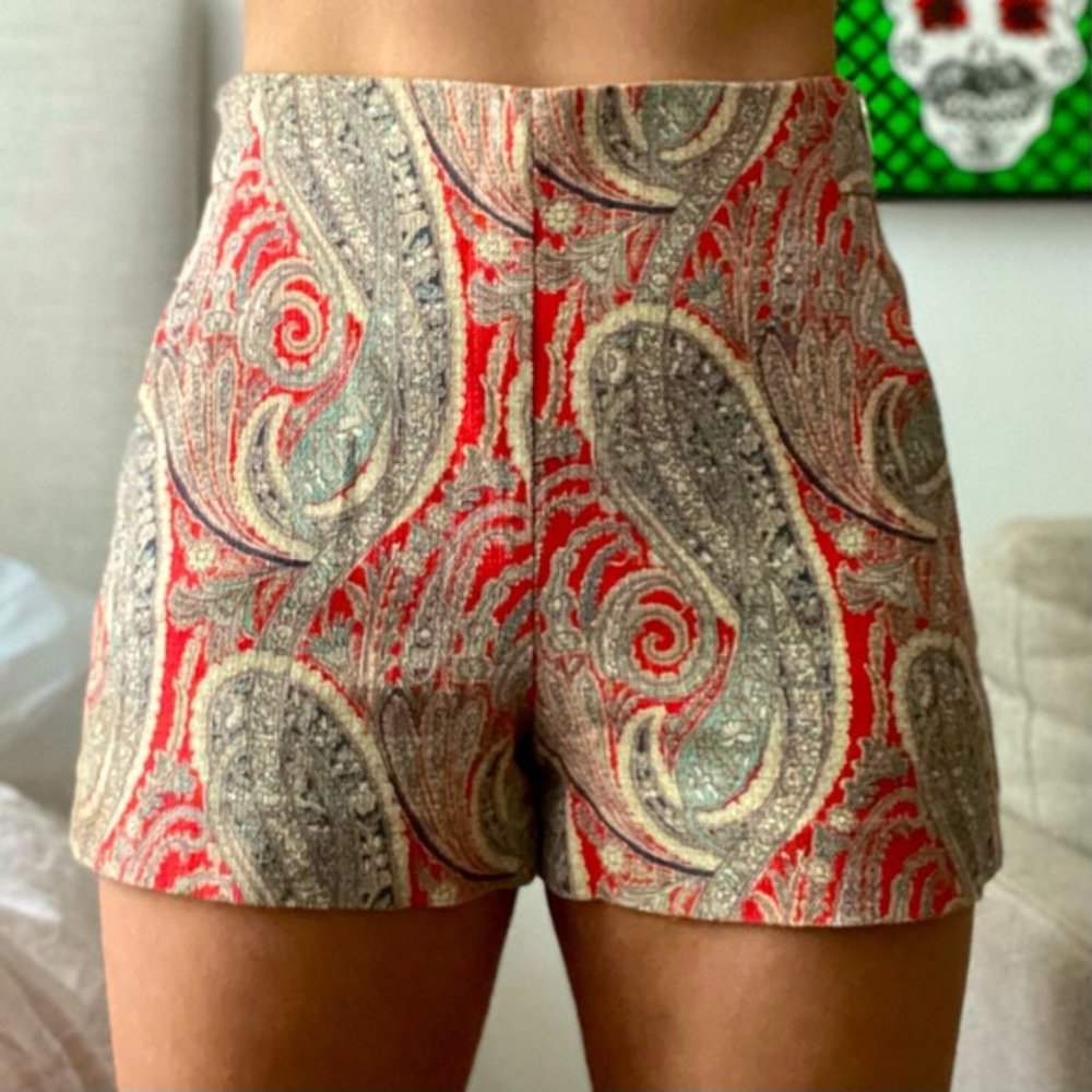 ZARA Women retro red paisley high waisted SHORTS HOT PANTS XS extra small nwot